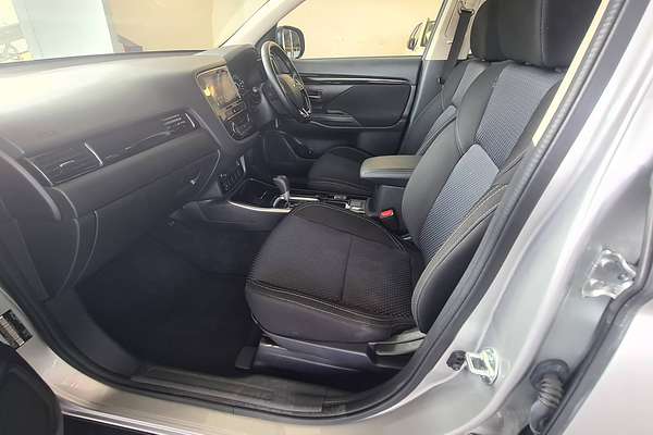 2018 Mitsubishi Outlander ES ADAS ZL