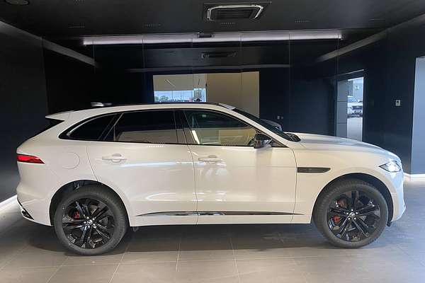 2023 Jaguar F-PACE P250 R-Dynamic SE X761