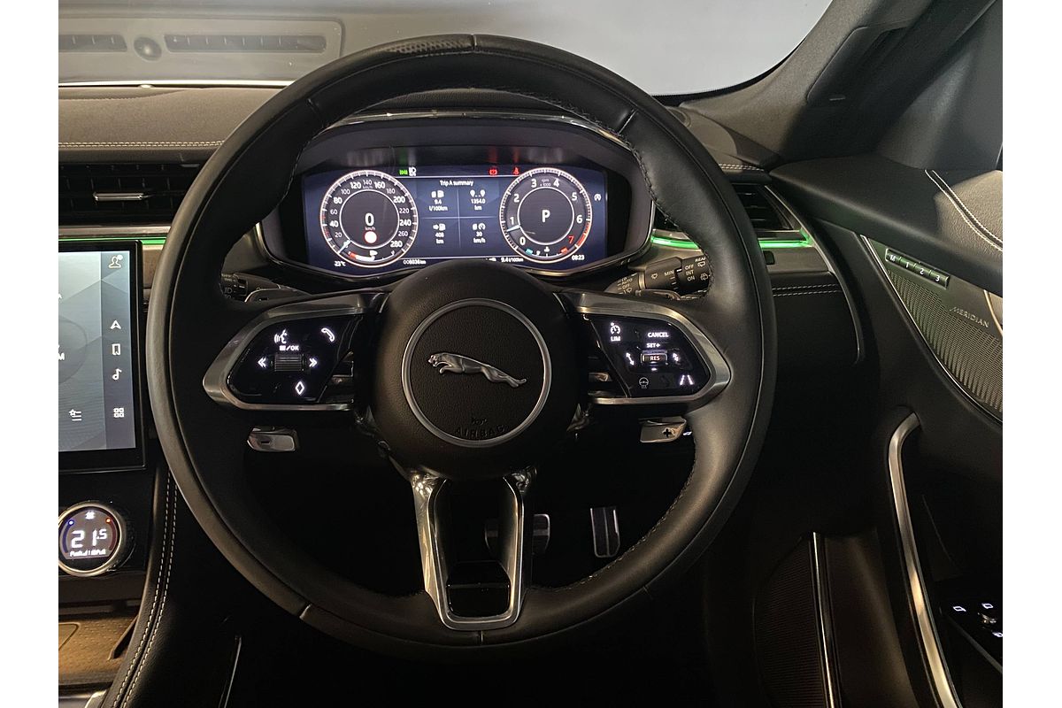 2023 Jaguar F-PACE P250 R-Dynamic SE X761