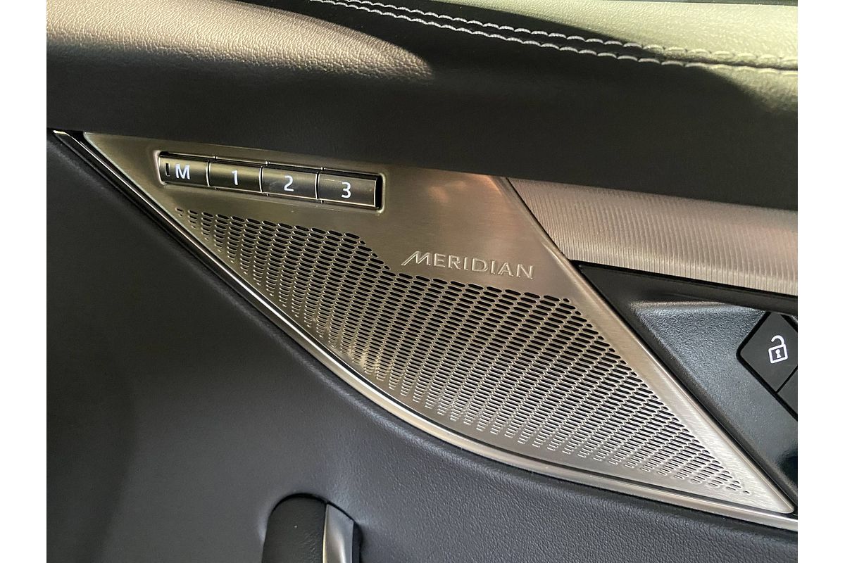 2023 Jaguar F-PACE P250 R-Dynamic SE X761