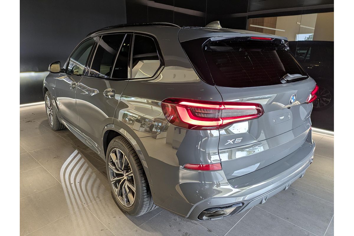 2023 BMW X5 xDrive30d M Sport G05