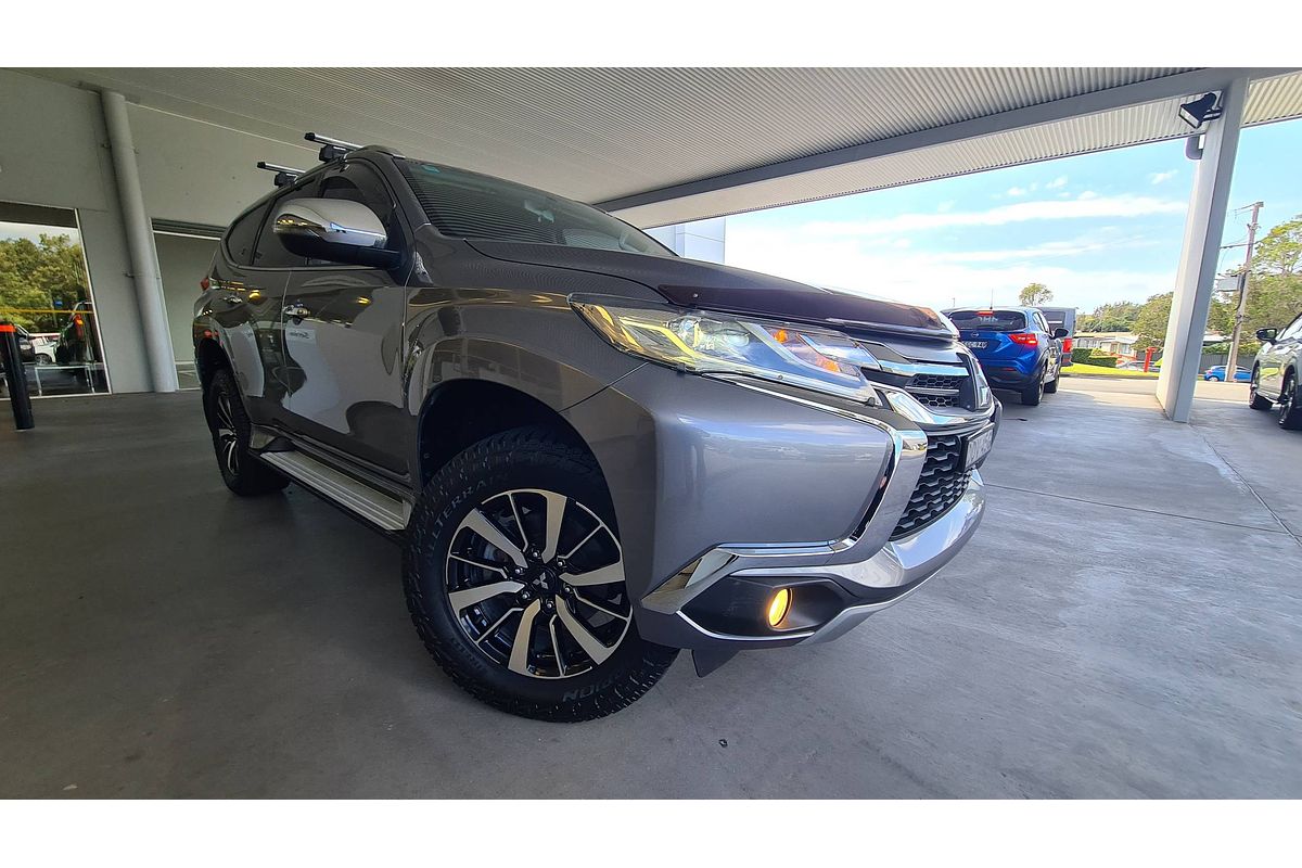 2015 Mitsubishi Pajero Sport GLX QE