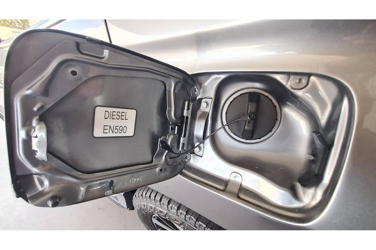 2015 Mitsubishi Pajero Sport GLX QE