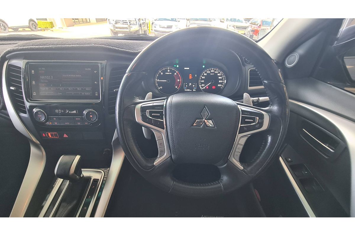 2015 Mitsubishi Pajero Sport GLX QE