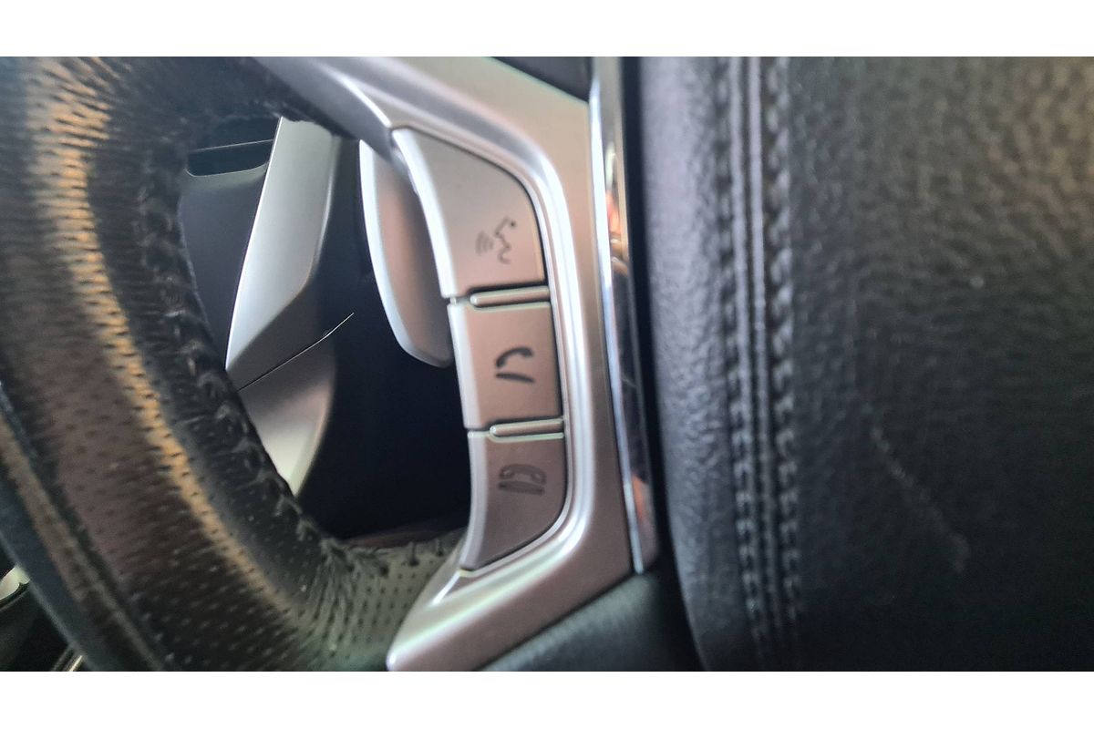 2015 Mitsubishi Pajero Sport GLX QE