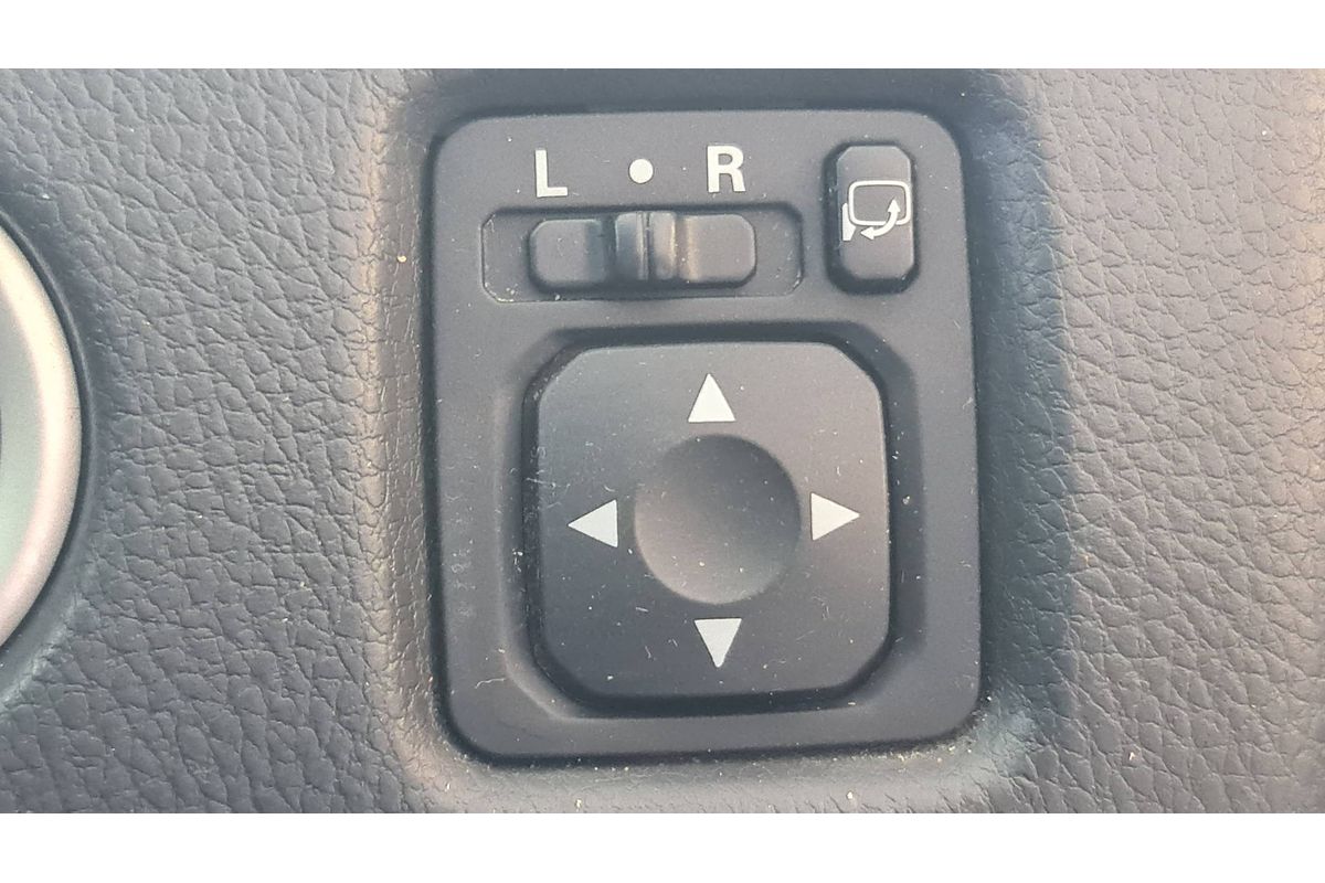 2015 Mitsubishi Pajero Sport GLX QE