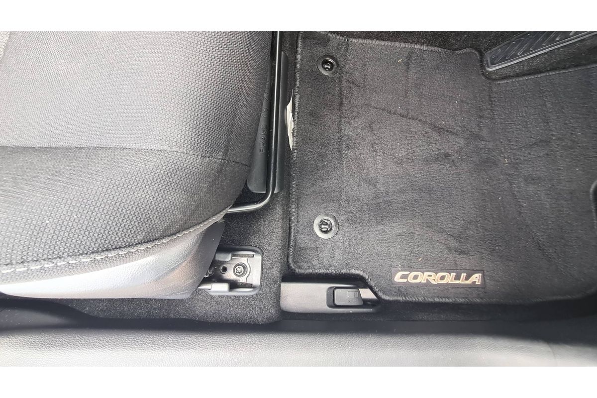 2020 Toyota Corolla Ascent Sport Hybrid ZWE211R