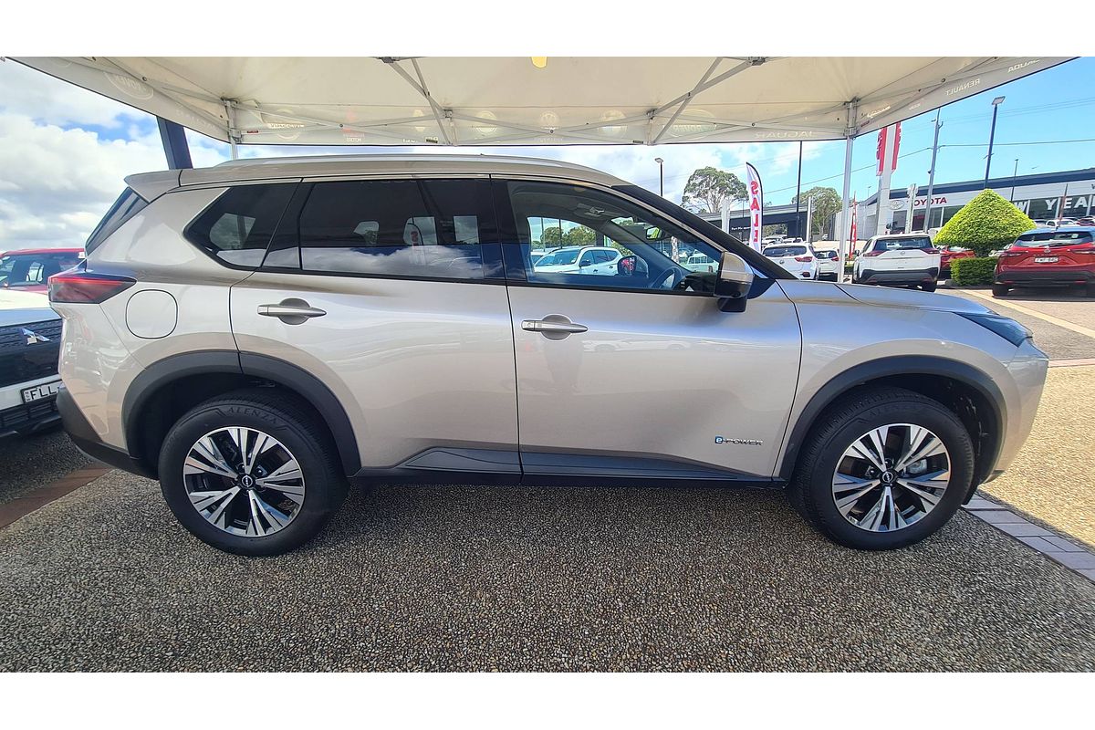 2024 Nissan X-TRAIL ST-L e-POWER T33