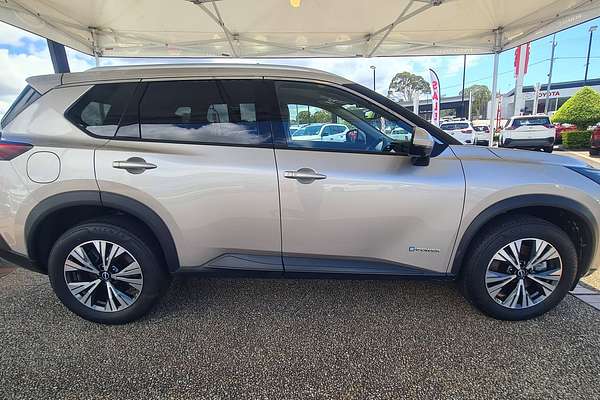 2024 Nissan X-TRAIL ST-L e-POWER T33