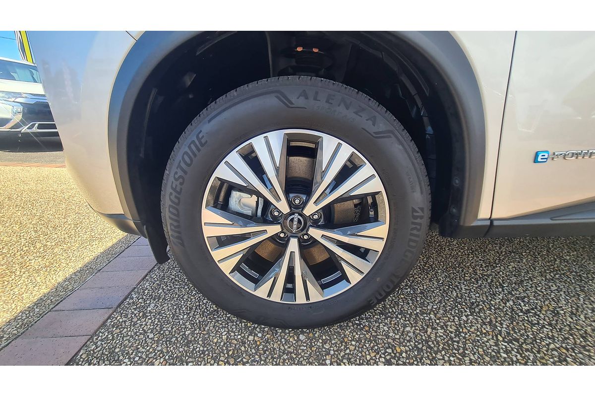 2024 Nissan X-TRAIL ST-L e-POWER T33