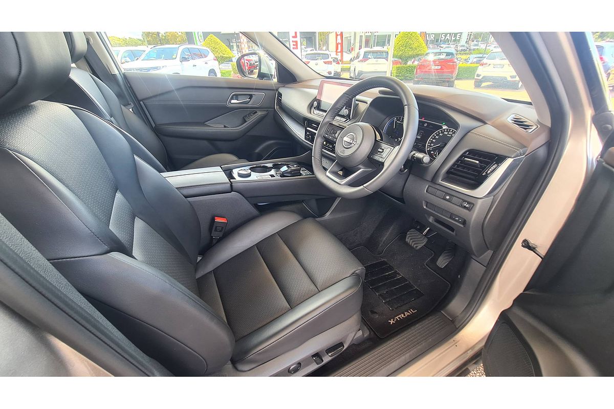 2024 Nissan X-TRAIL ST-L e-POWER T33