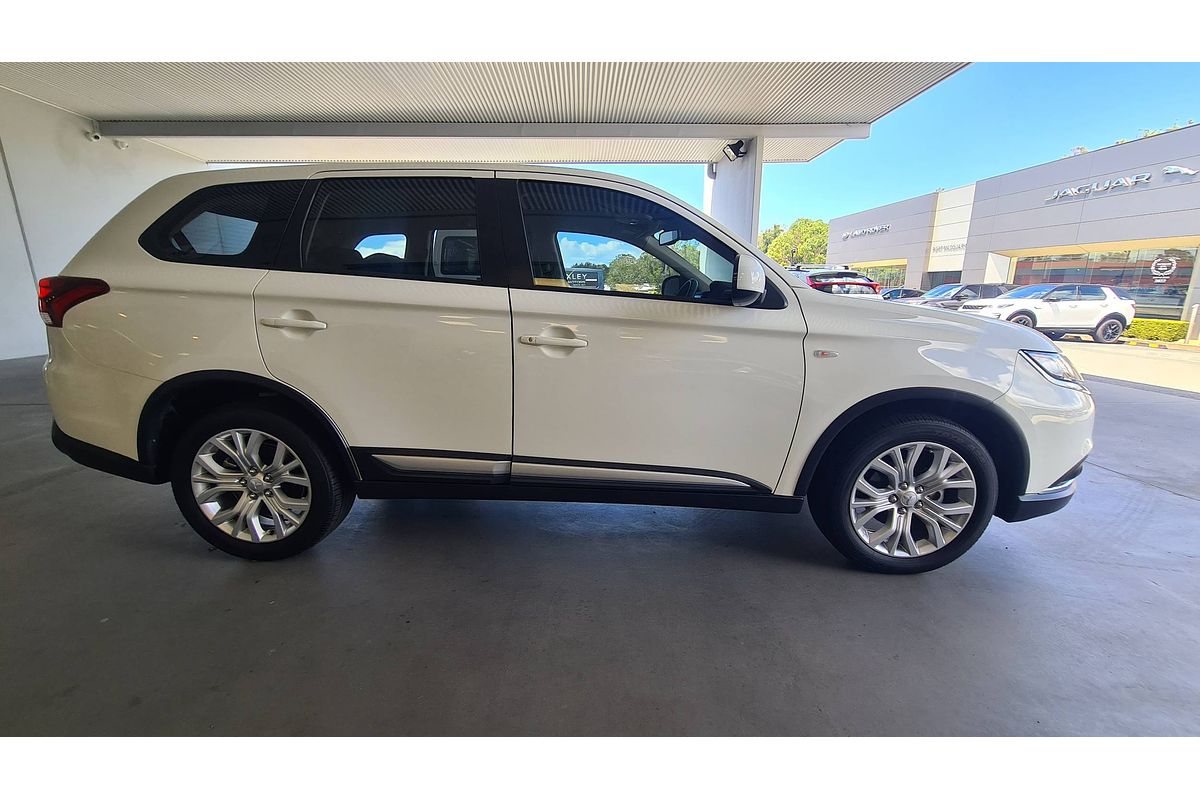 2021 Mitsubishi Outlander ES ZL