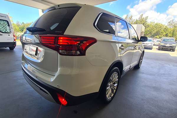 2021 Mitsubishi Outlander ES ZL