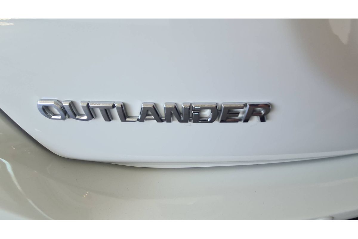 2021 Mitsubishi Outlander ES ZL