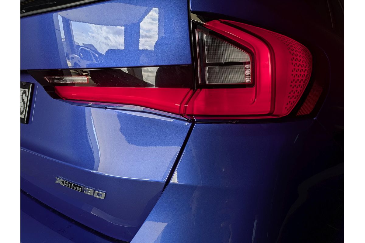 2024 BMW iX1 xDrive30 M Sport U11