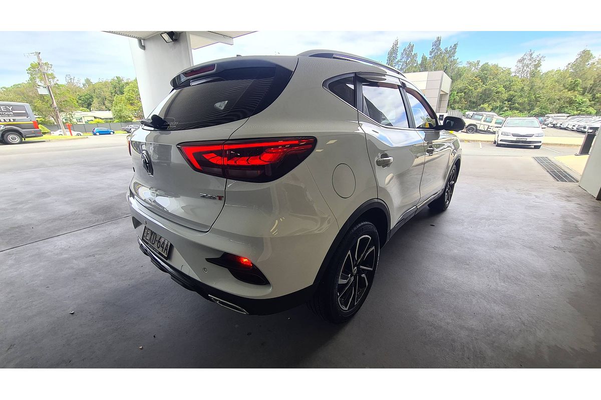 2022 MG ZST Essence