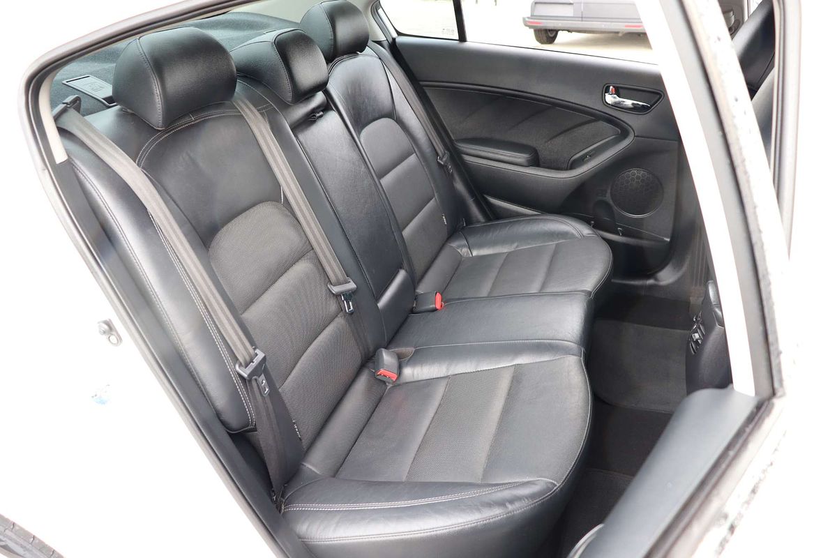 2014 Kia Cerato Si YD