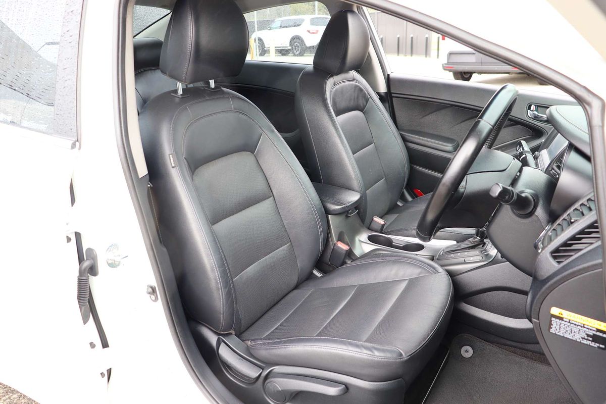 2014 Kia Cerato Si YD