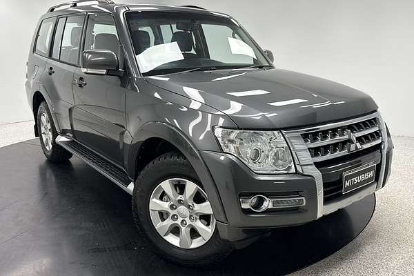 2019 Mitsubishi Pajero Exceed NX