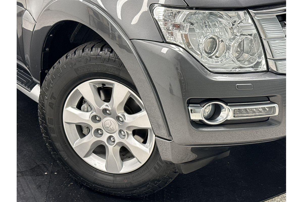 2019 Mitsubishi Pajero Exceed NX