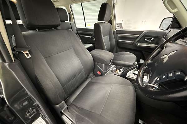 2019 Mitsubishi Pajero Exceed NX