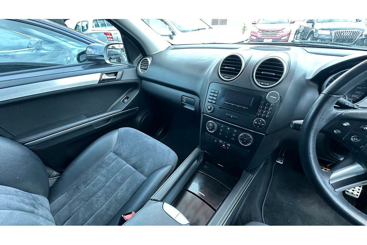 2006 Mercedes-Benz M-Class ML350 W164