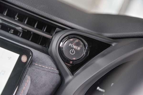 2024 Lexus LBX Sports Luxury MAYH10R