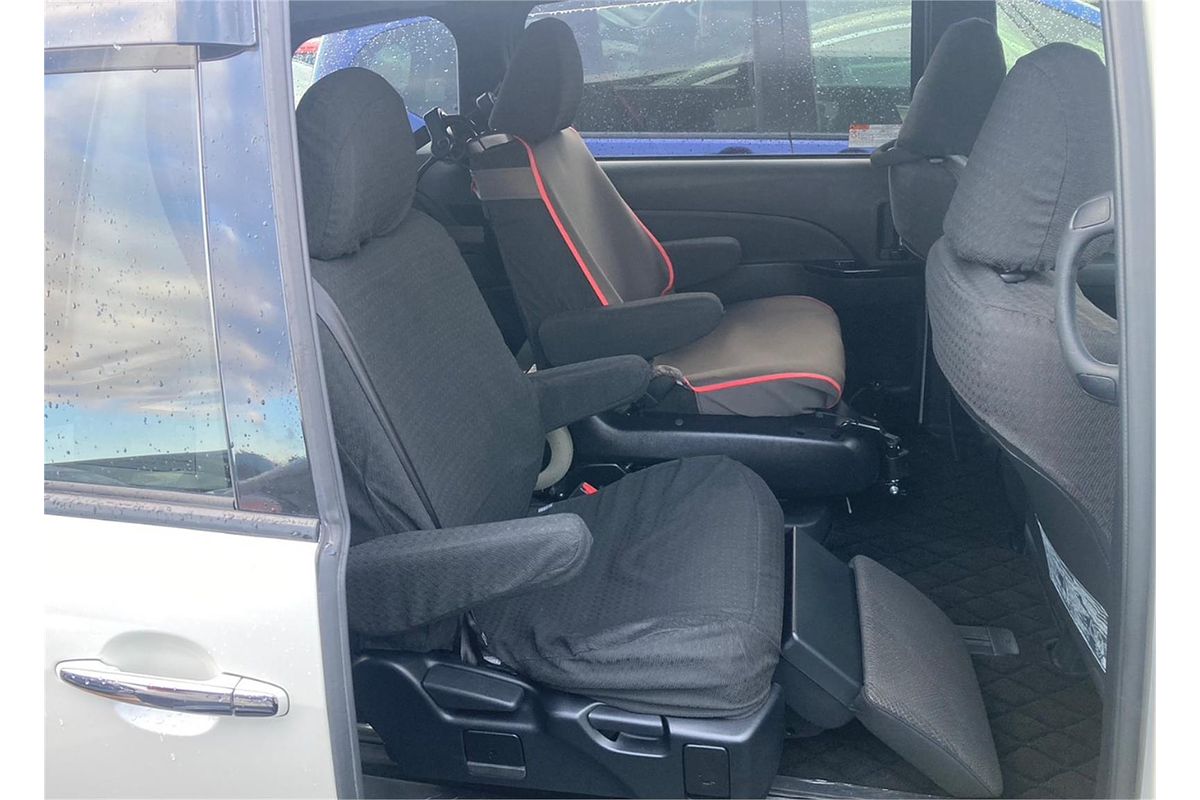 2018 Toyota Estima Welcab