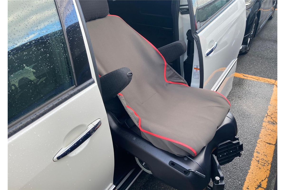 2018 Toyota Estima Welcab