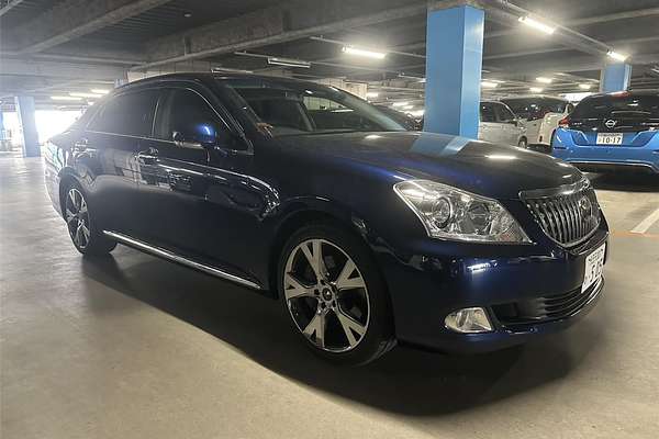 2010 Toyota Crown Majesta C Type URS206
