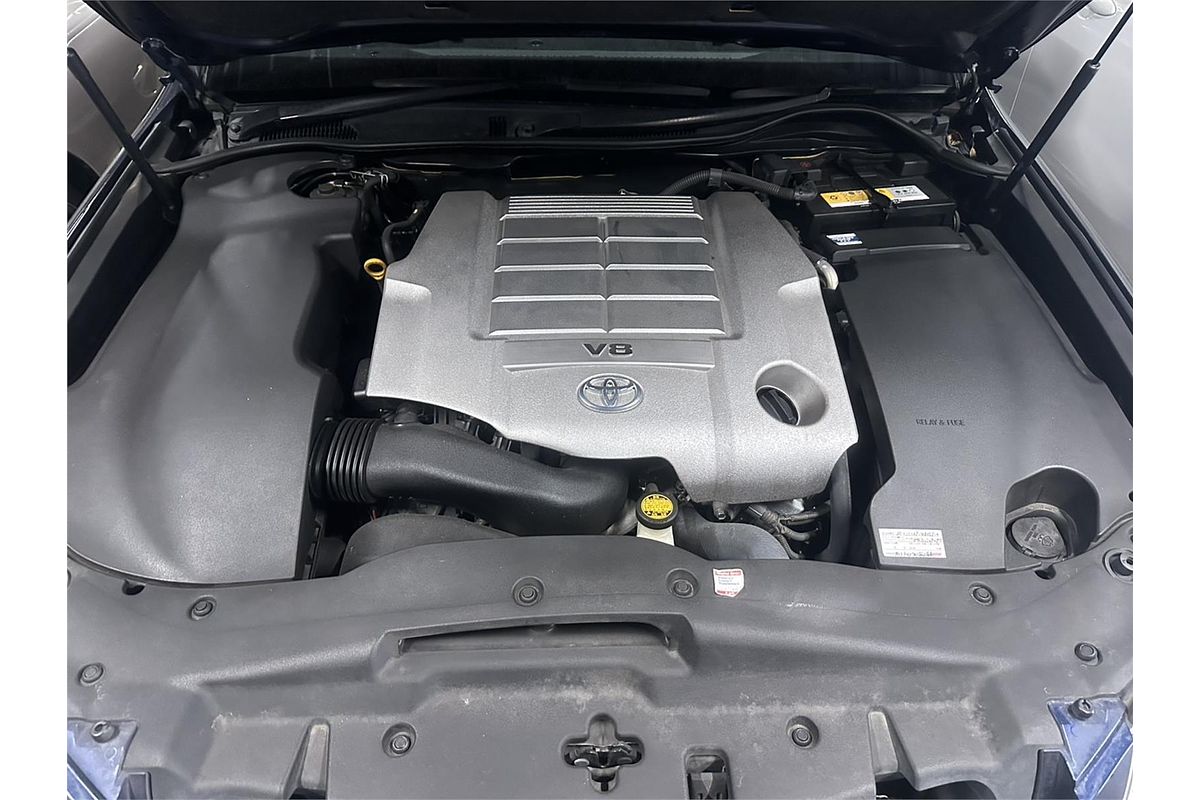 2010 Toyota Crown Majesta C Type URS206
