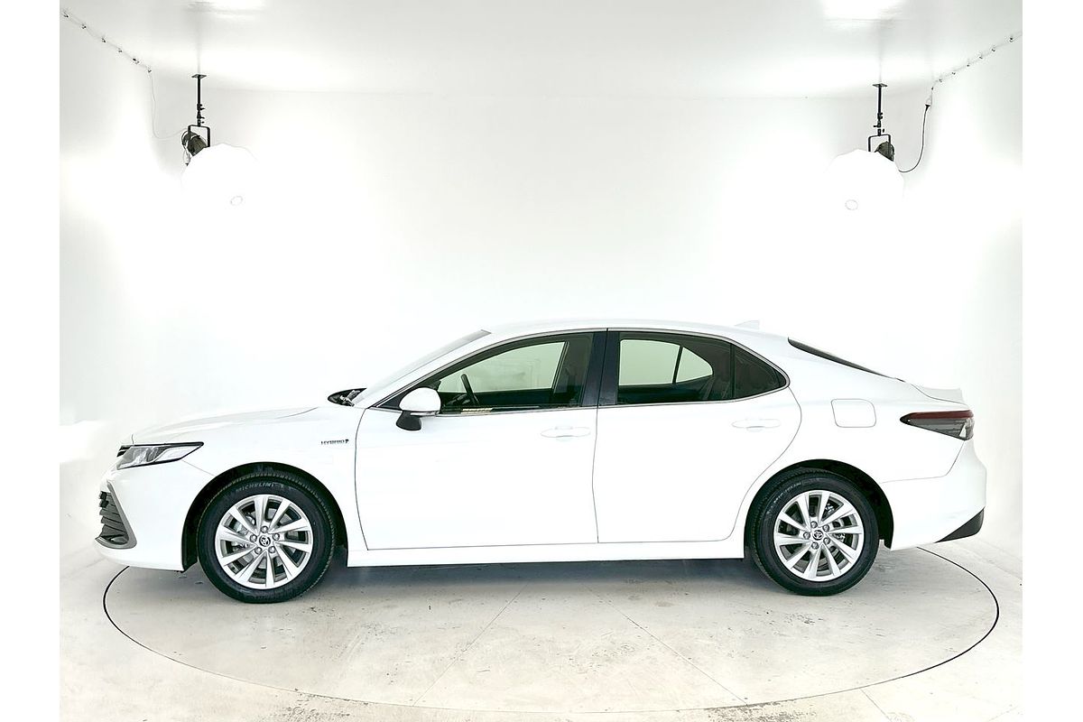 2021 Toyota Camry Ascent AXVH70R