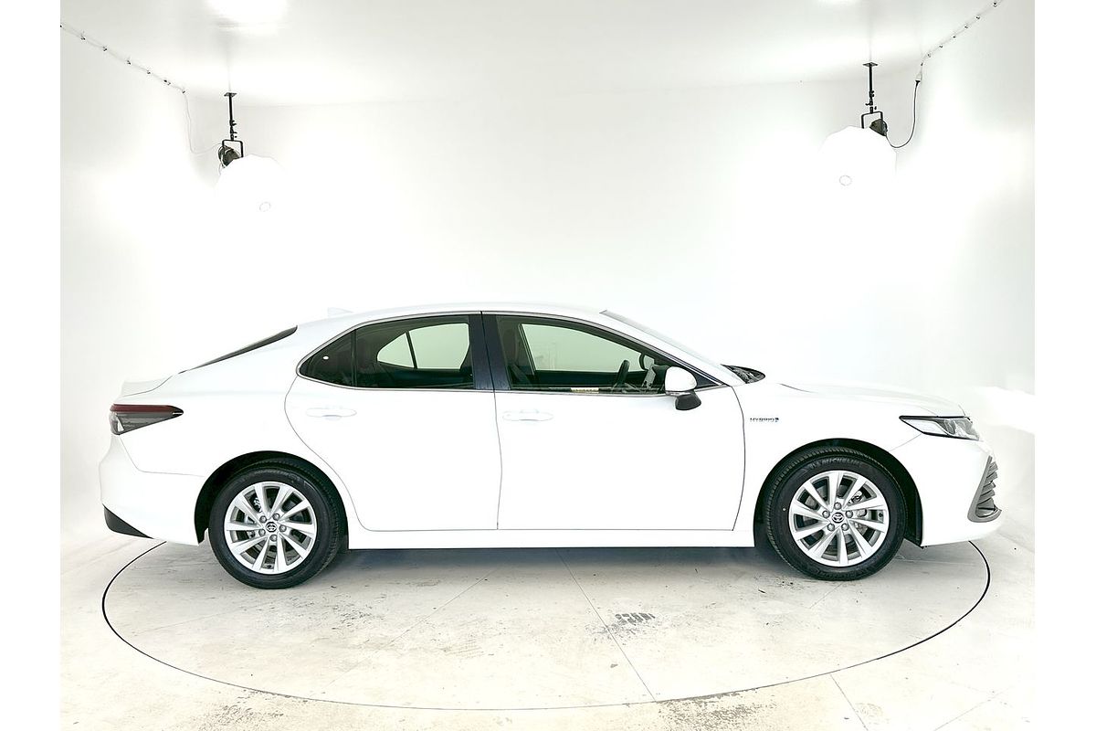 2021 Toyota Camry Ascent AXVH70R