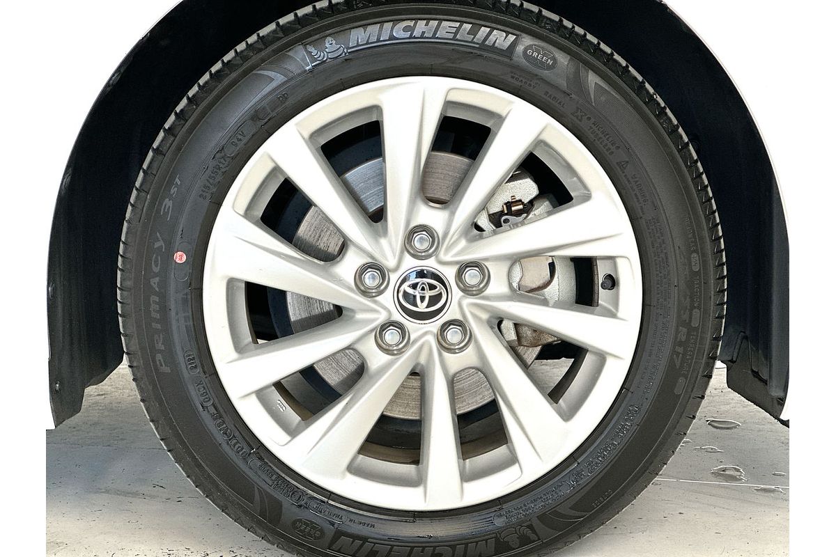 2021 Toyota Camry Ascent AXVH70R