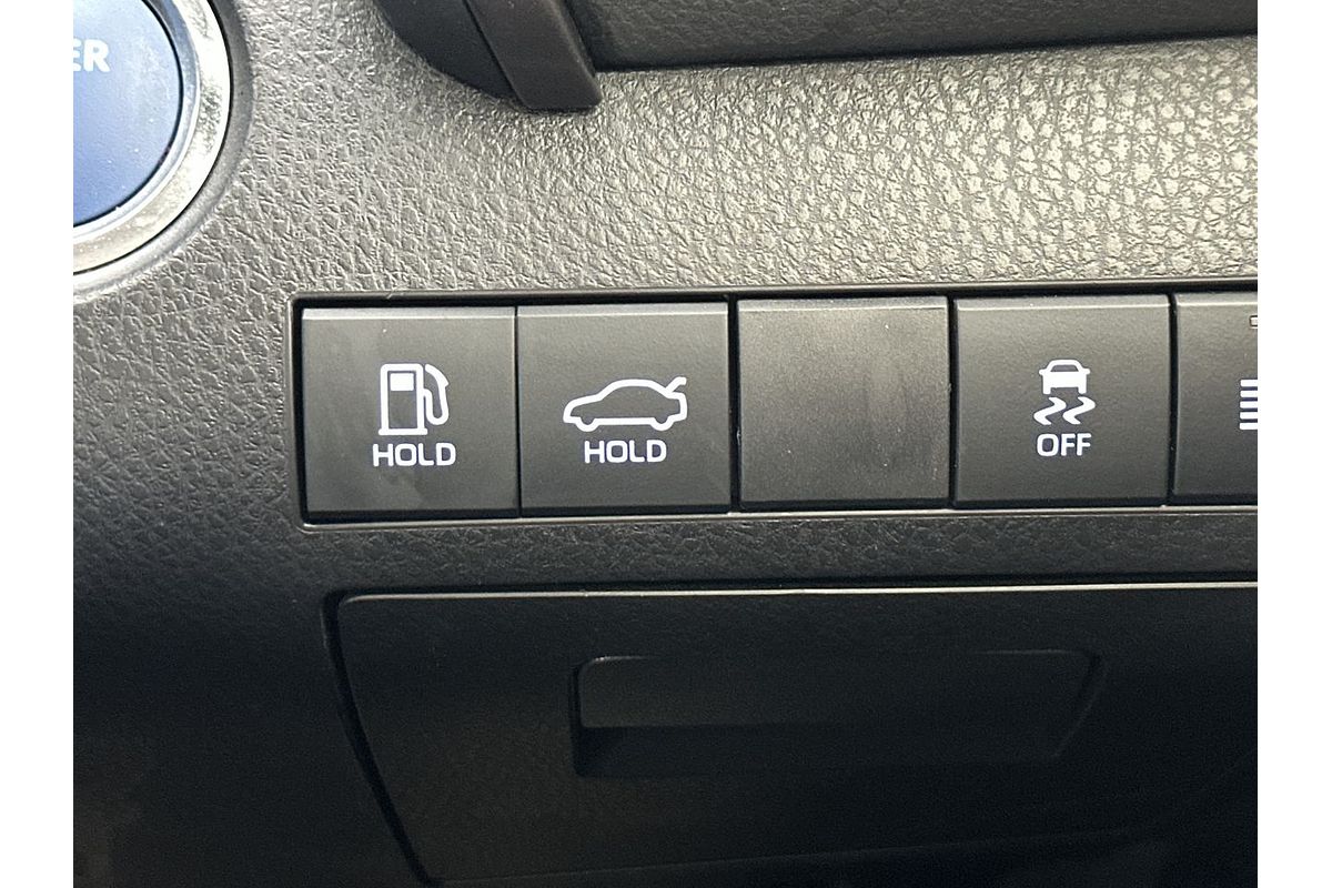 2021 Toyota Camry Ascent AXVH70R