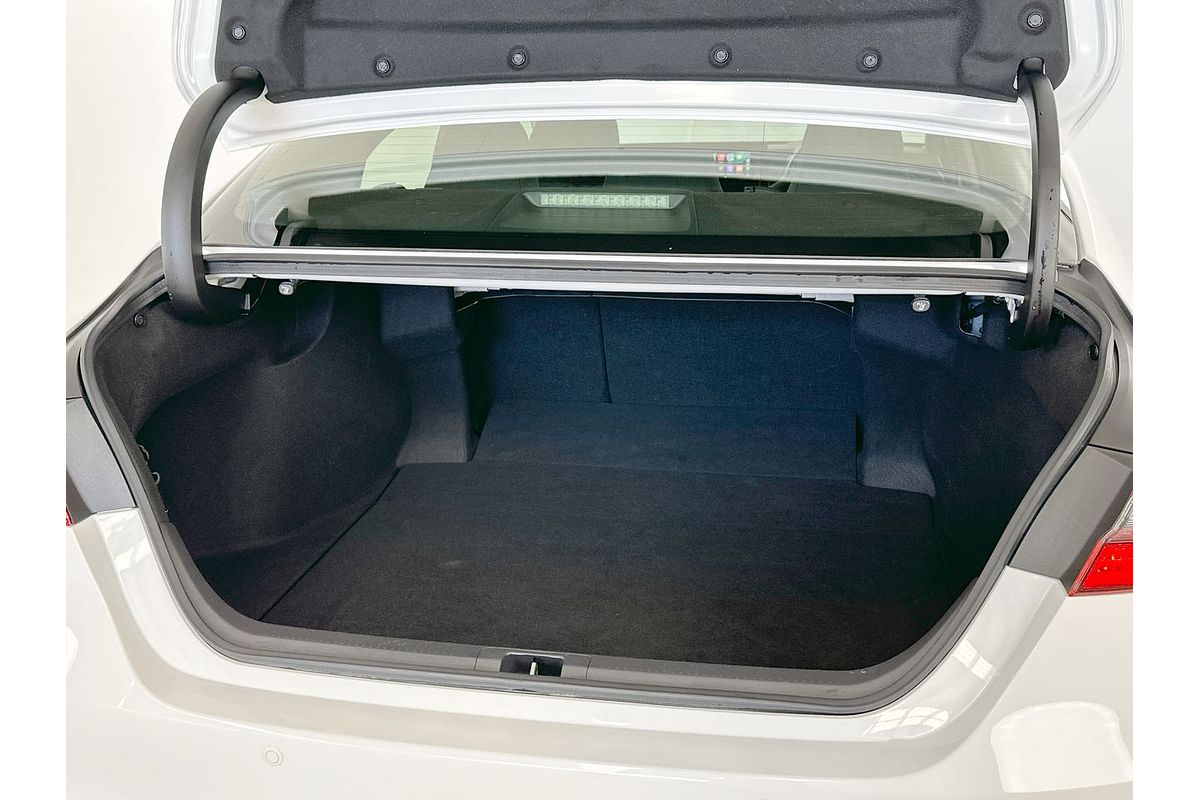 2021 Toyota Camry Ascent AXVH70R