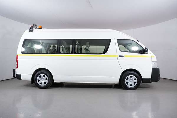 2018 Toyota Hiace Commuter KDH223R MY16