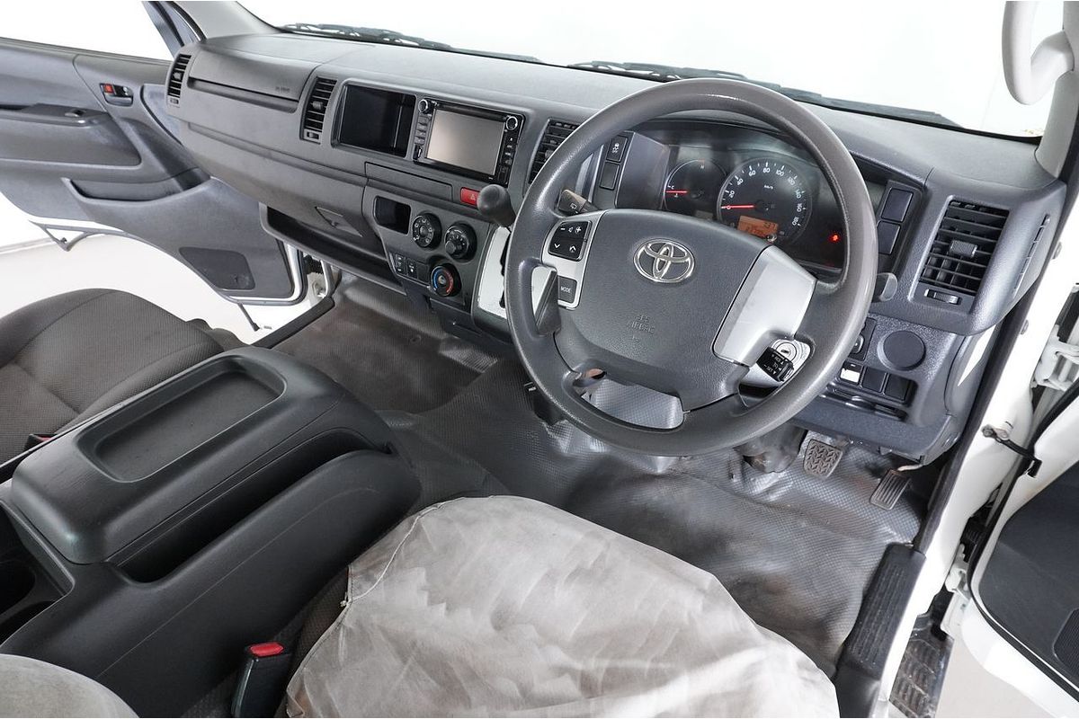 2018 Toyota Hiace Commuter KDH223R MY16