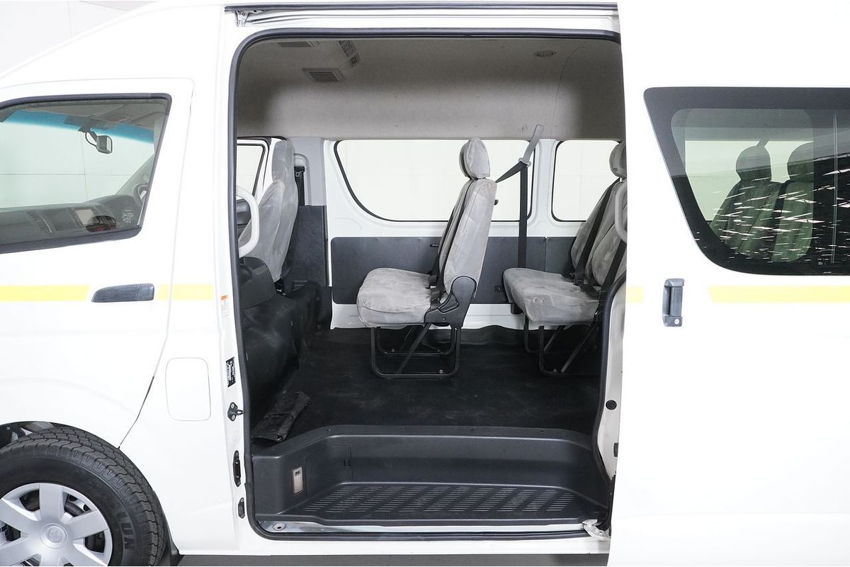 2018 Toyota Hiace Commuter KDH223R MY16