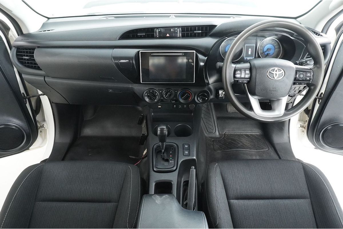 2020 Toyota HILUX SR GUN126R 4X4