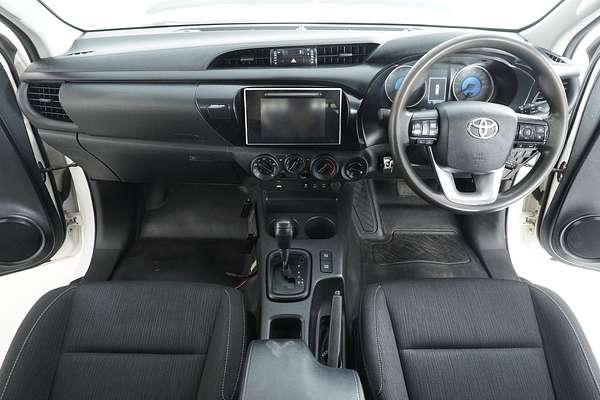 2020 Toyota HILUX SR GUN126R 4X4