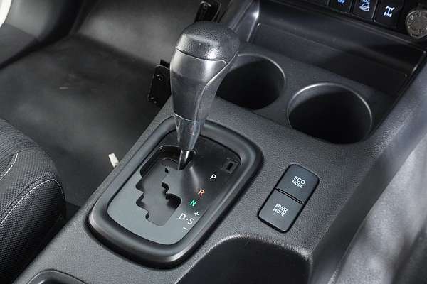 2020 Toyota HILUX SR GUN126R 4X4