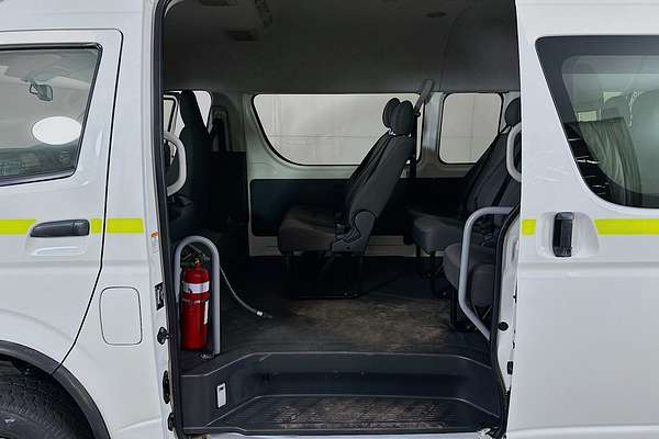 2018 Toyota Hiace Commuter KDH223R