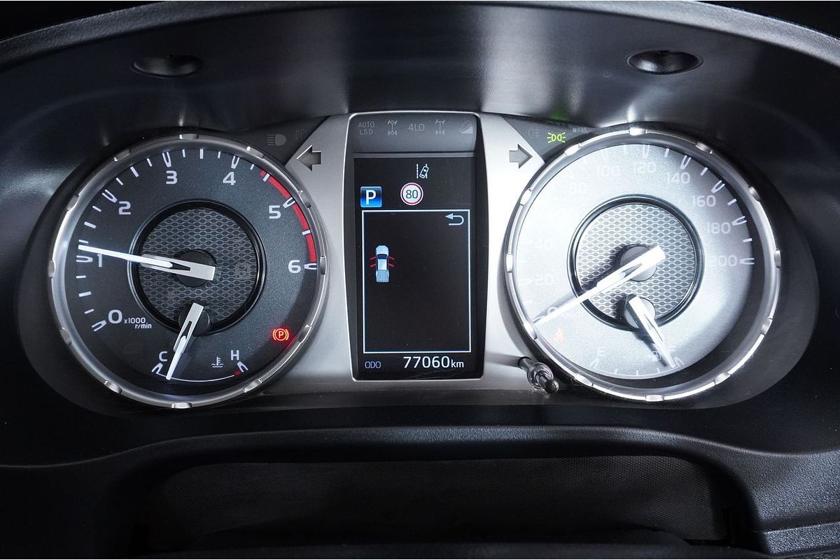 2020 Toyota HILUX SR (4x4) GUN126R FACELIFT 4X4