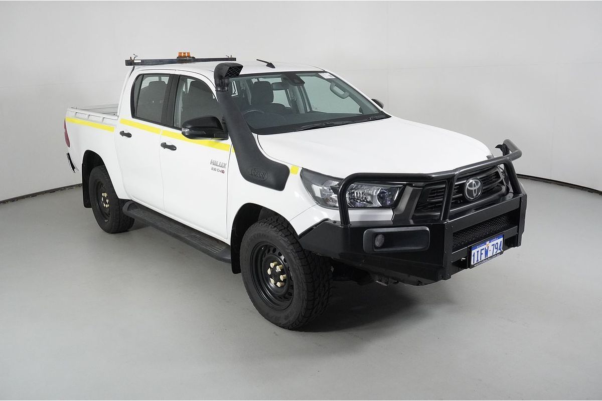 2020 Toyota HILUX SR (4x4) GUN126R FACELIFT 4X4