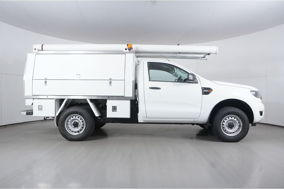 Vehicle photo 8