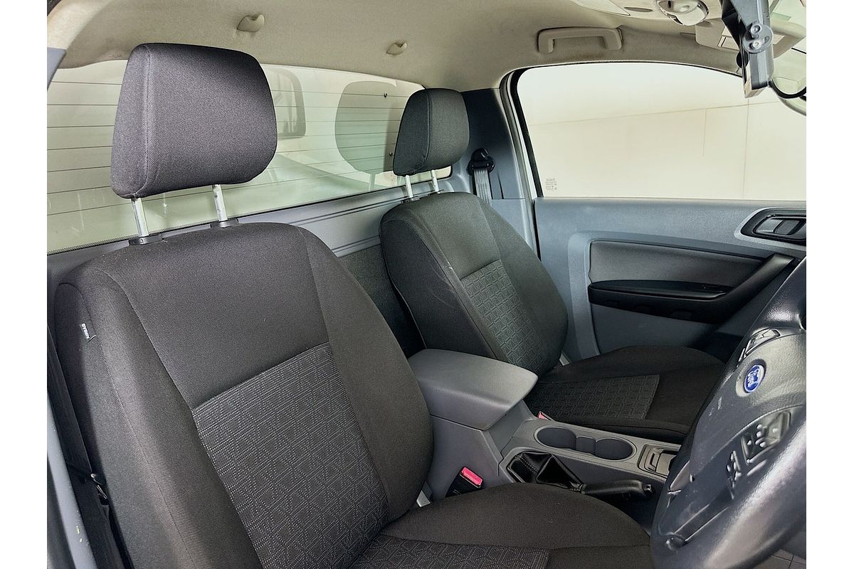 Vehicle photo 9