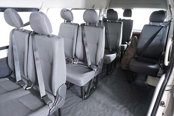 2018 Toyota HIACE COMMUTER (12 SEATS) KDH223R MY16