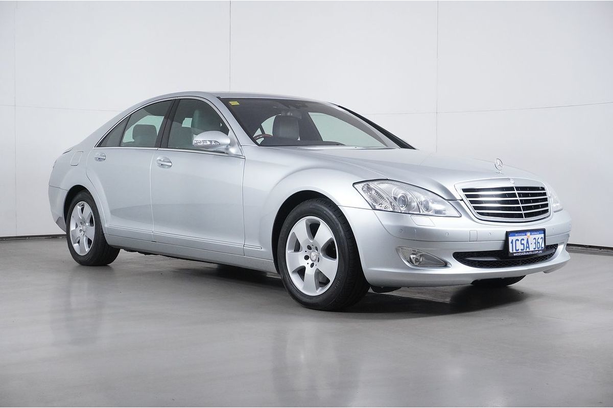 2007 Mercedes-Benz S350  221