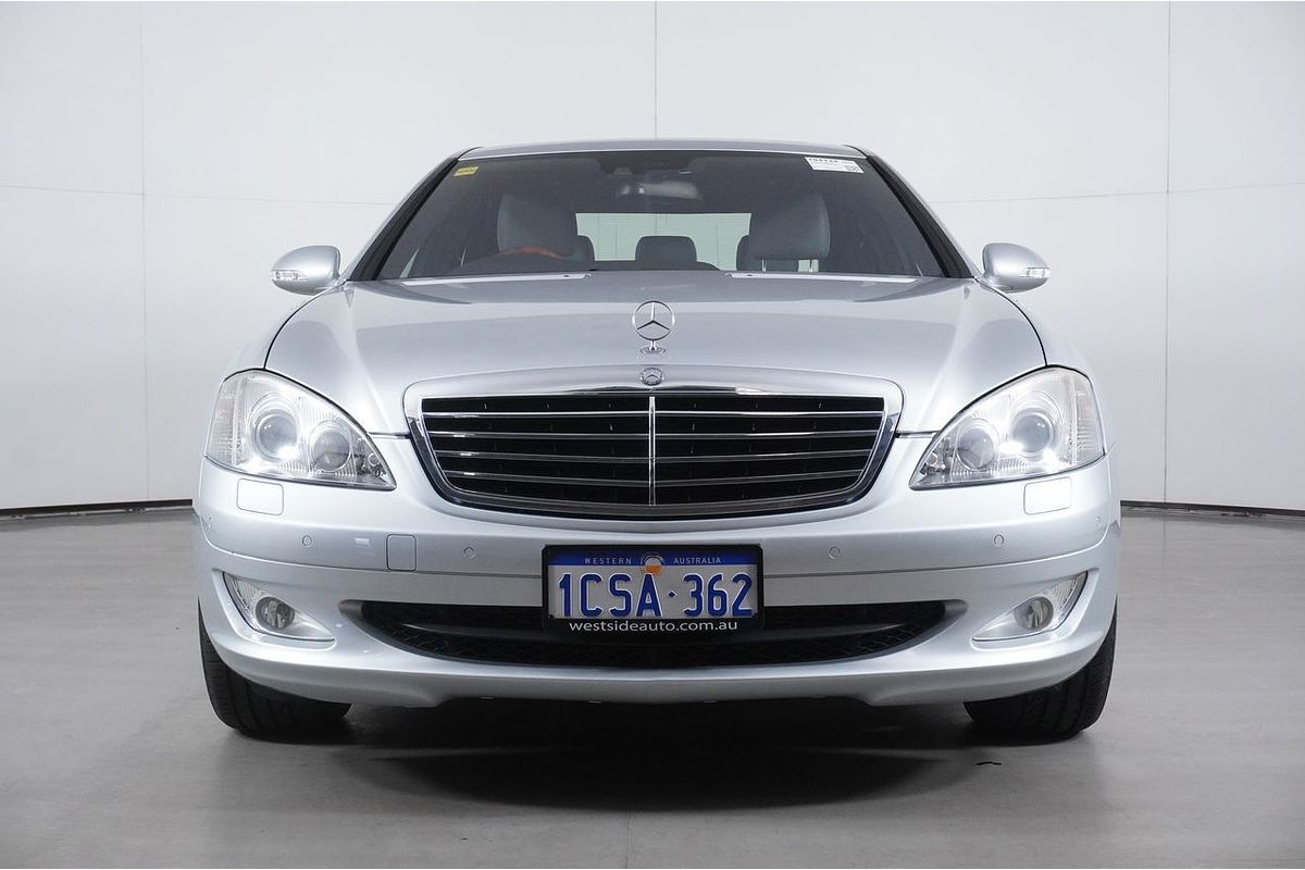 2007 Mercedes-Benz S350  221